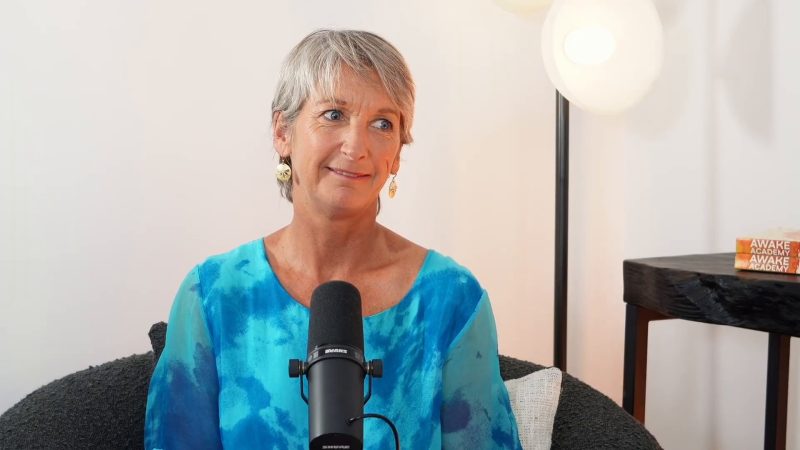 Tess's morning: a toddler, mantras and meditation